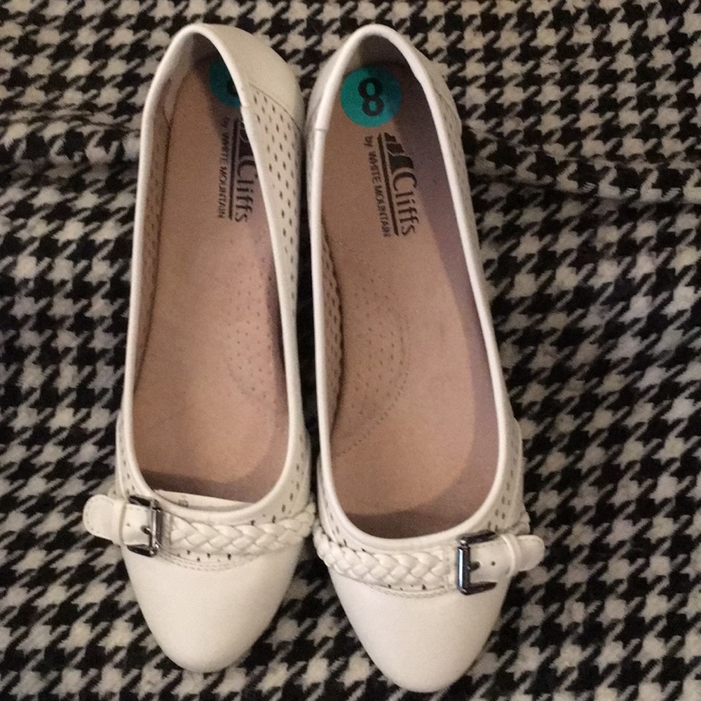 Shoe